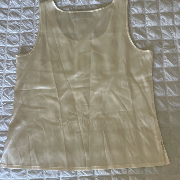 Chico's Silk Cream Fitted Sleeveless Tank Top - Picture 5 of 6